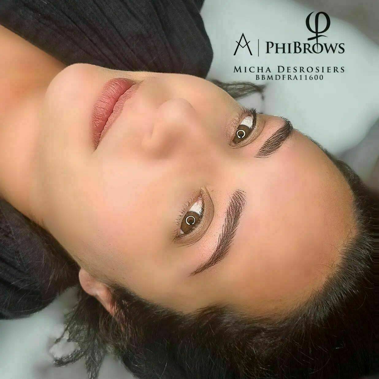 Microblading 