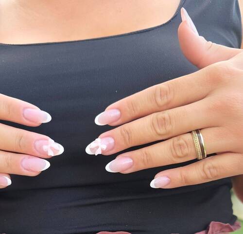 Extensions demi capsules avec gel 