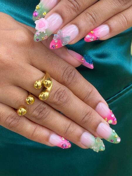 Amande M - Forfait Nail art 4