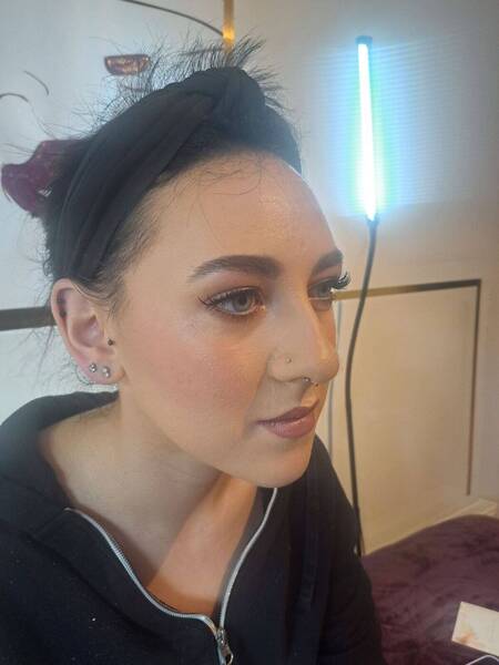 Make-up 