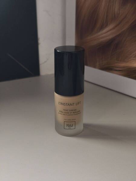 L'instant Lift 1944 beige Doux