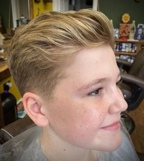 Light blonde hi- lights