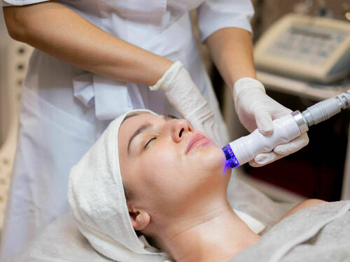 Hydrodermabrasion Facial