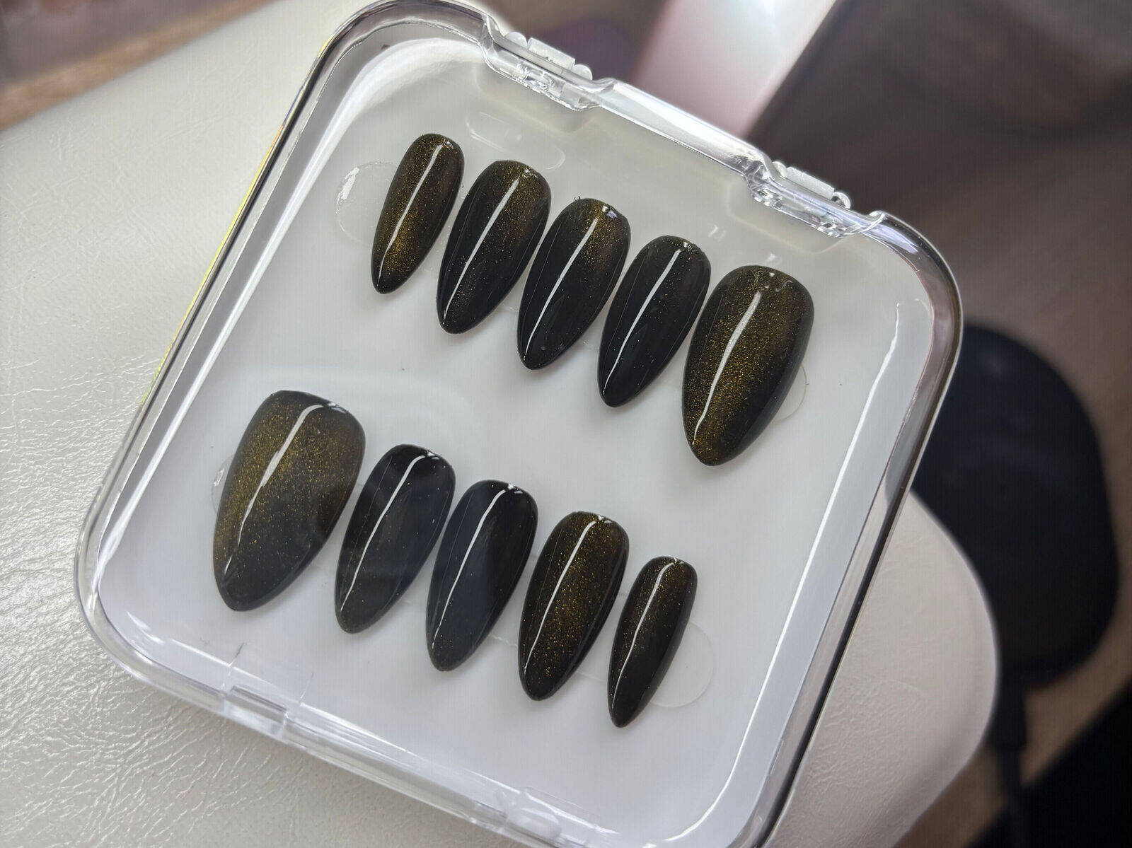 Kit Press On Taille S/M - Cat Eye Gold