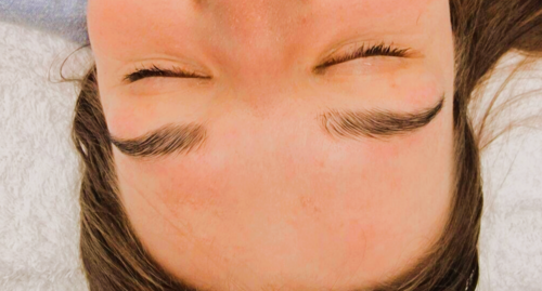 Beautiful brow lamination with a natural tint