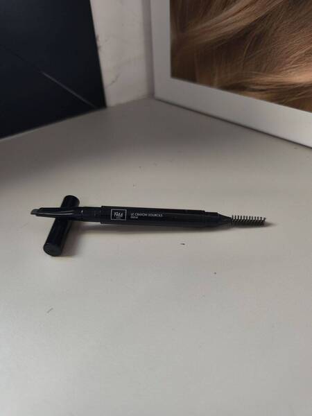 Le crayon sourcils Ebène