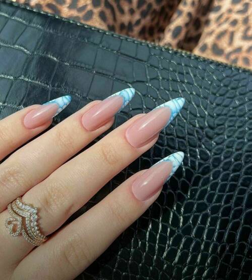 By Wiktoria