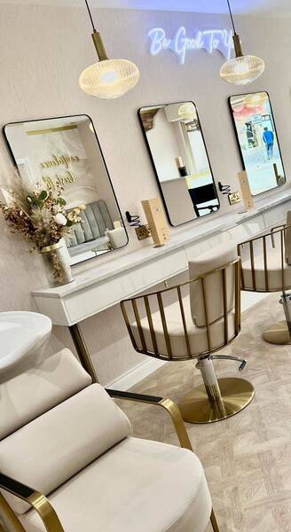 SALON