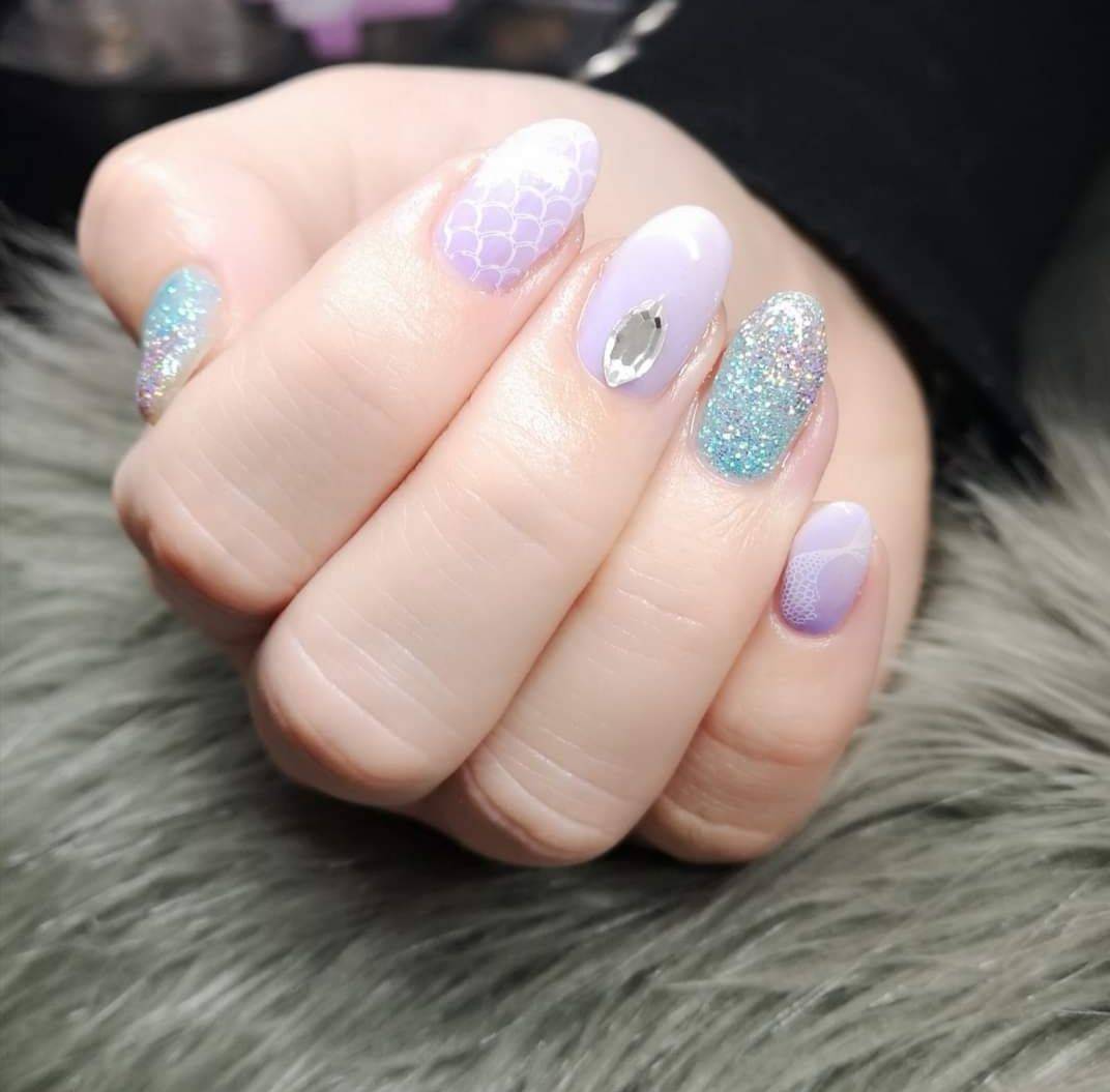 Rubber base manicure