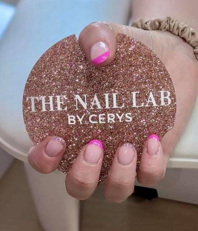 Pink & Glitter Tips