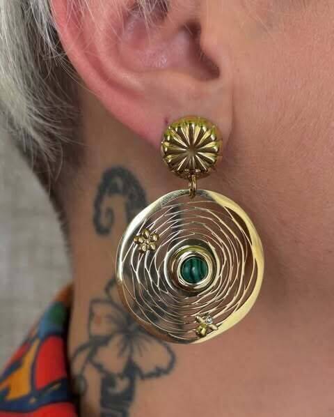 Boucles d\'oreilles en acier fleur en malachite