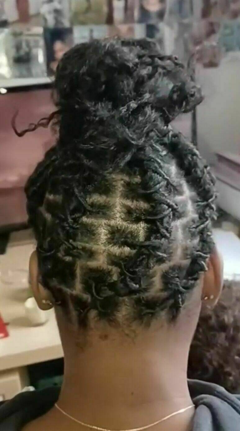 Retwist+tresses