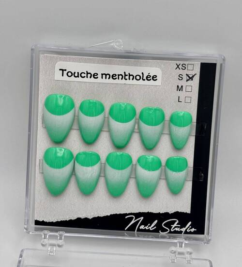 Set "TOUCHE MENTHOLEE"