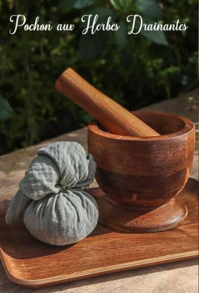Dans les Rituels Détox. Pochon fabriqué juste avant votre soin avec amour