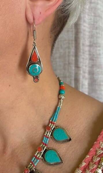 Parure unique en corail et turquoise 