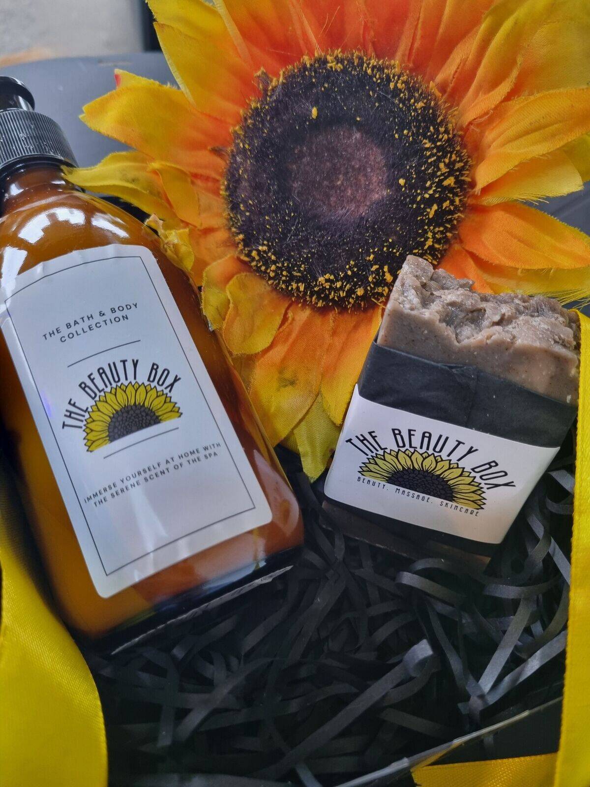 Seasonal Sanctuary Gift Collection 