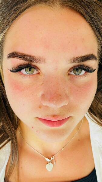 Volume Lashes