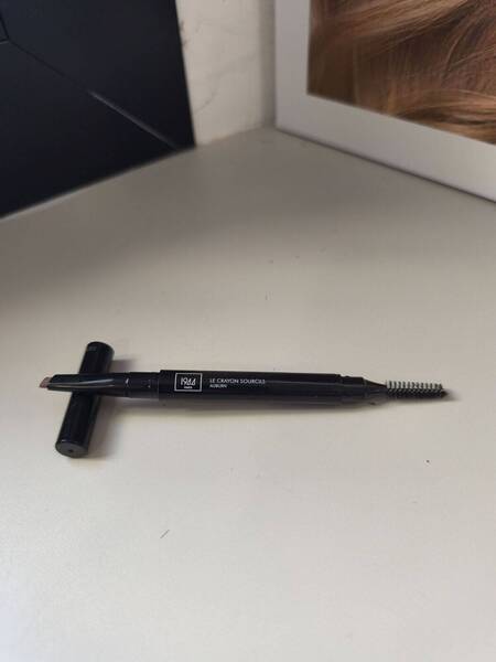 Le crayon sourcils Auburn