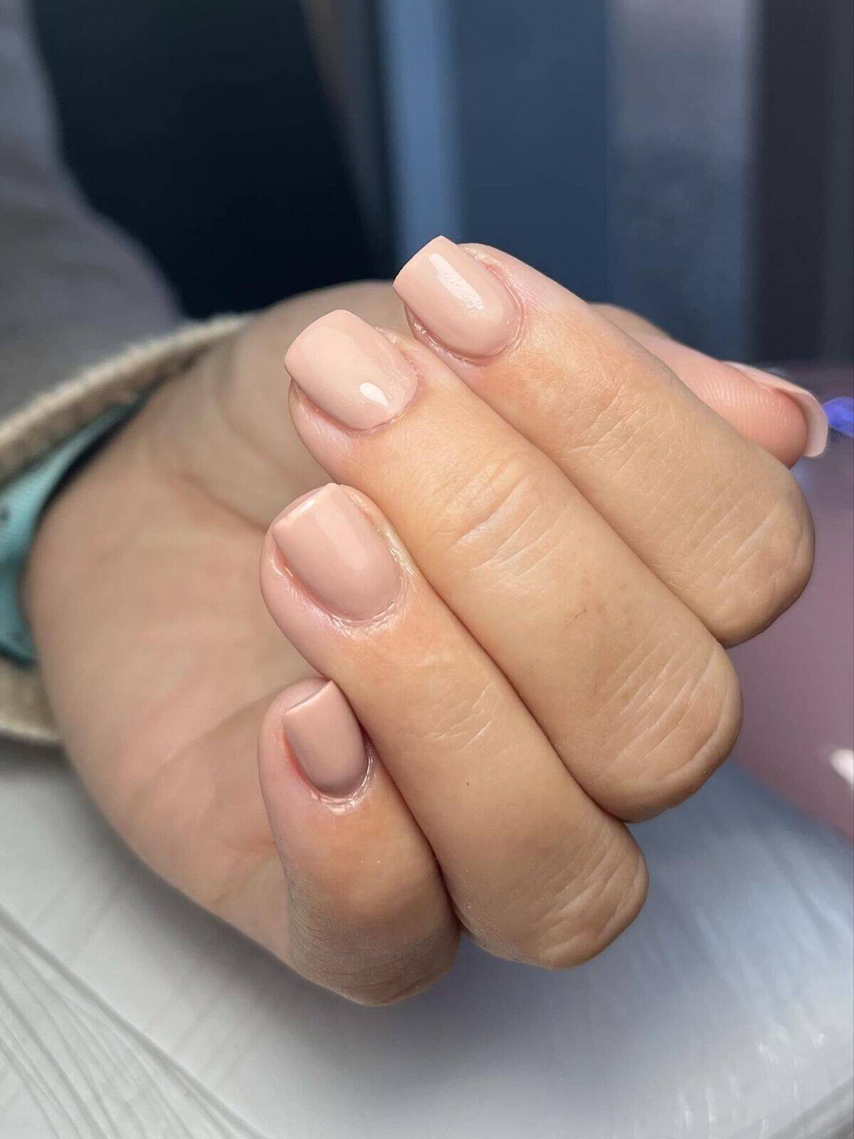Remplissage ongle en gel
