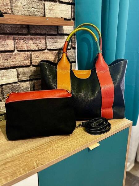 Sac bandoulière avec bretelles de couleur
