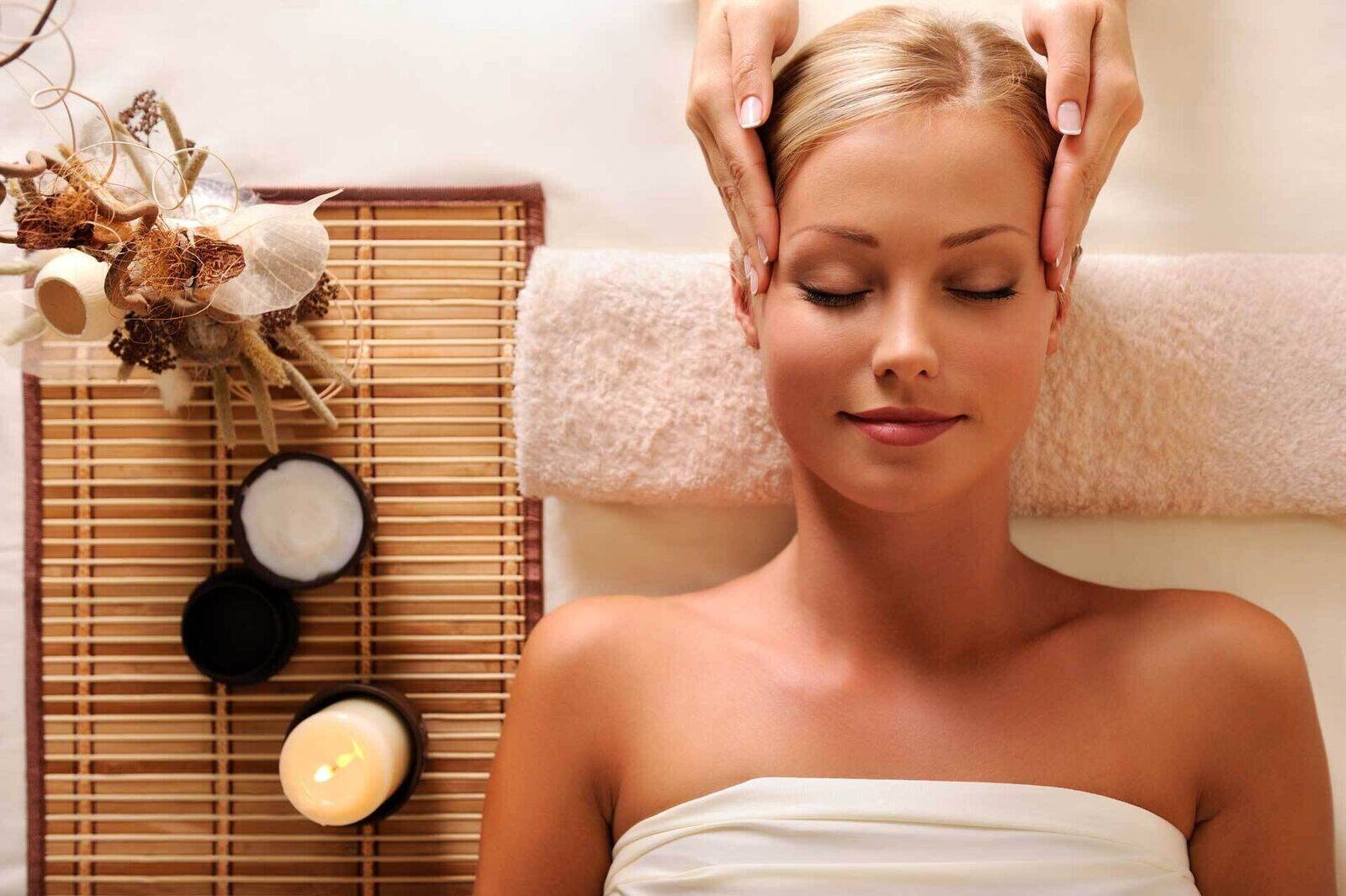 Essential Facial Course with Starter Kit